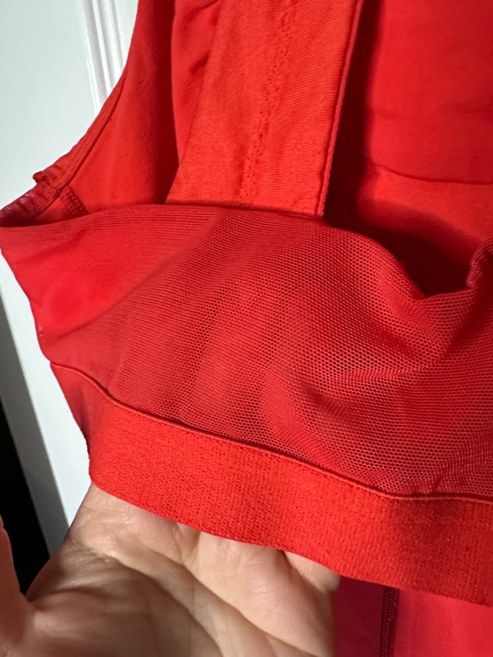 lululemon athletica Red Halter Racerback Tank women’s size M bra included A0175 - Picture 8 of 9